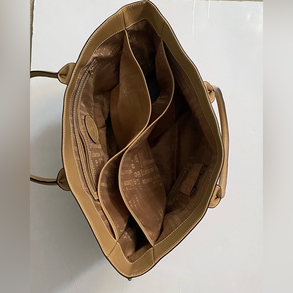 Etienne Aigner Large Handbag Tote, 100% Genuine Leather Beige Tan Rare edition - Picture 3 of 15